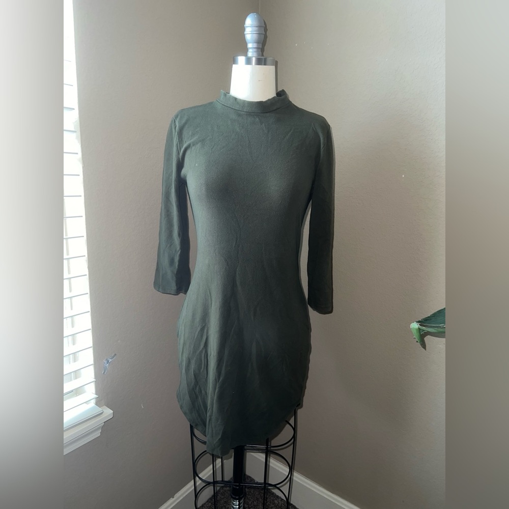 Charlotte rouge green medium body on mid dress